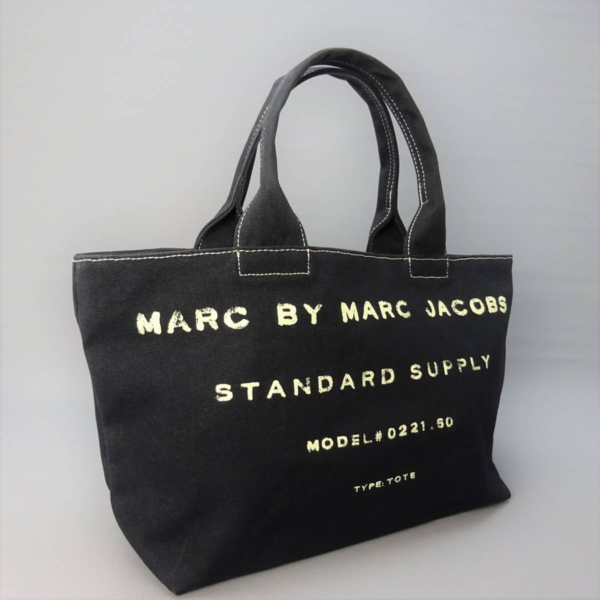 正規品，本物保証 本物良品 マーク バイ マーク ジェイコブス ブラックキャンバス トートバッグ/ハンドバッグ/284601(かばん、バッグ)｜売買されたオークション情報、yahooの商品情報をアーカイブ公開 - オーク 女性用