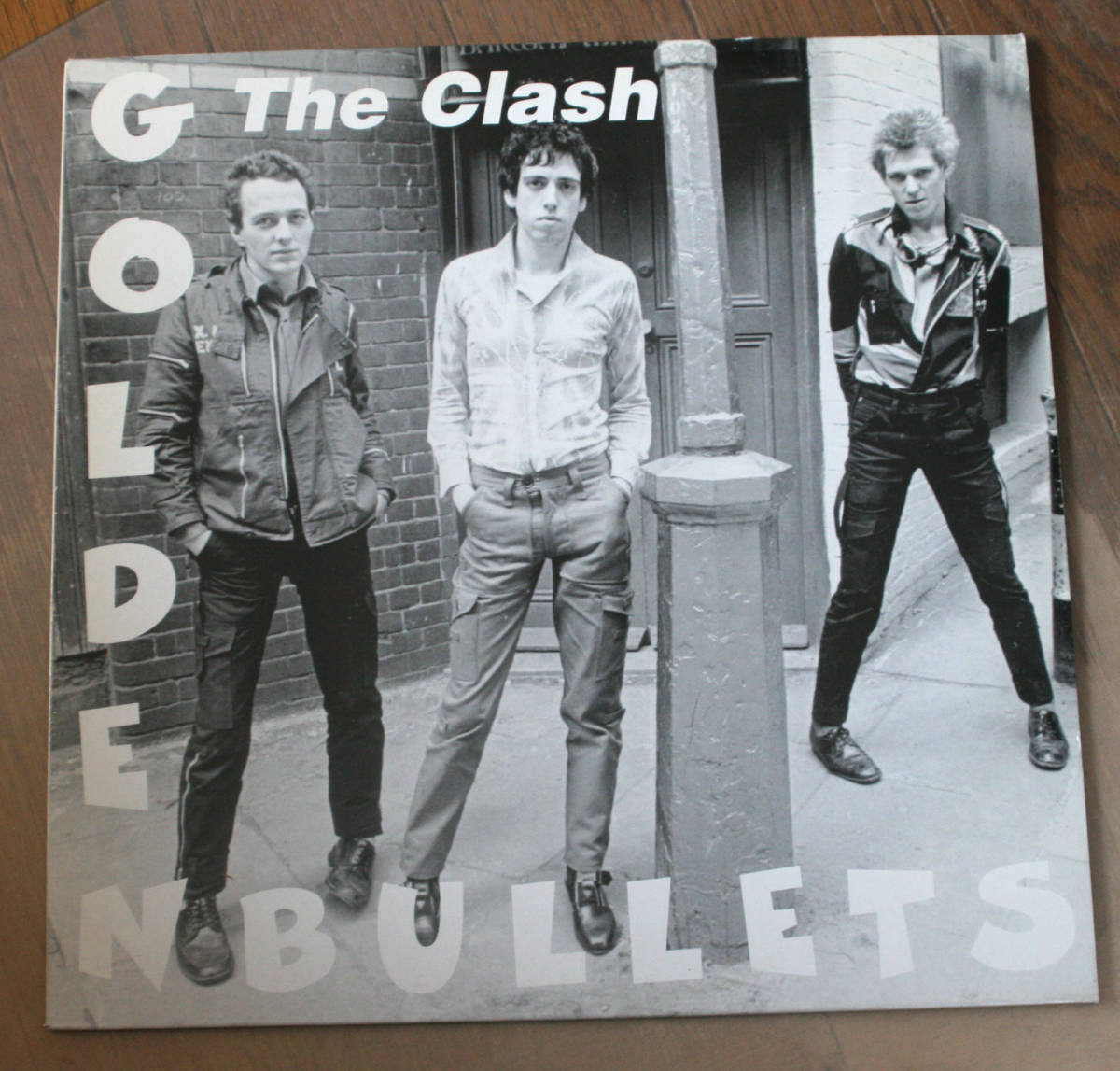 高品質，新作登場 / The Clash / Golden Bullets / LP / 1977 / PUNK(一般)｜売買されたオークション情報、yahooの商品情報をアーカイブ公開 - オークファン 一般