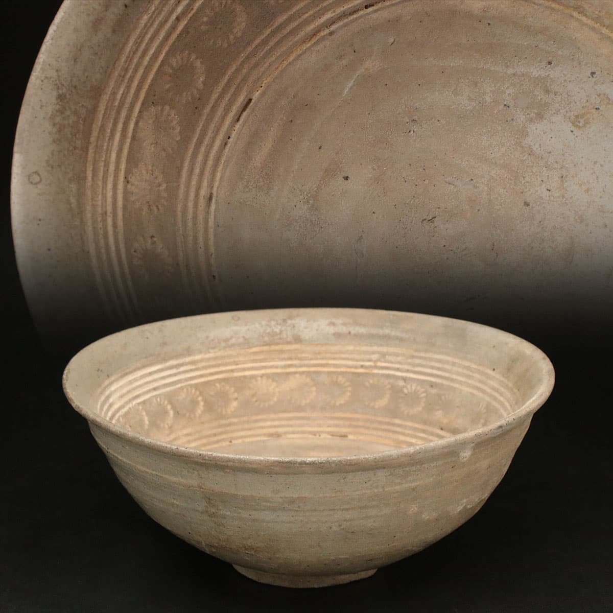 EB069 朝鮮古美術 高麗 粉青沙器三島鉢 外径17.8cm 重488g 木箱附