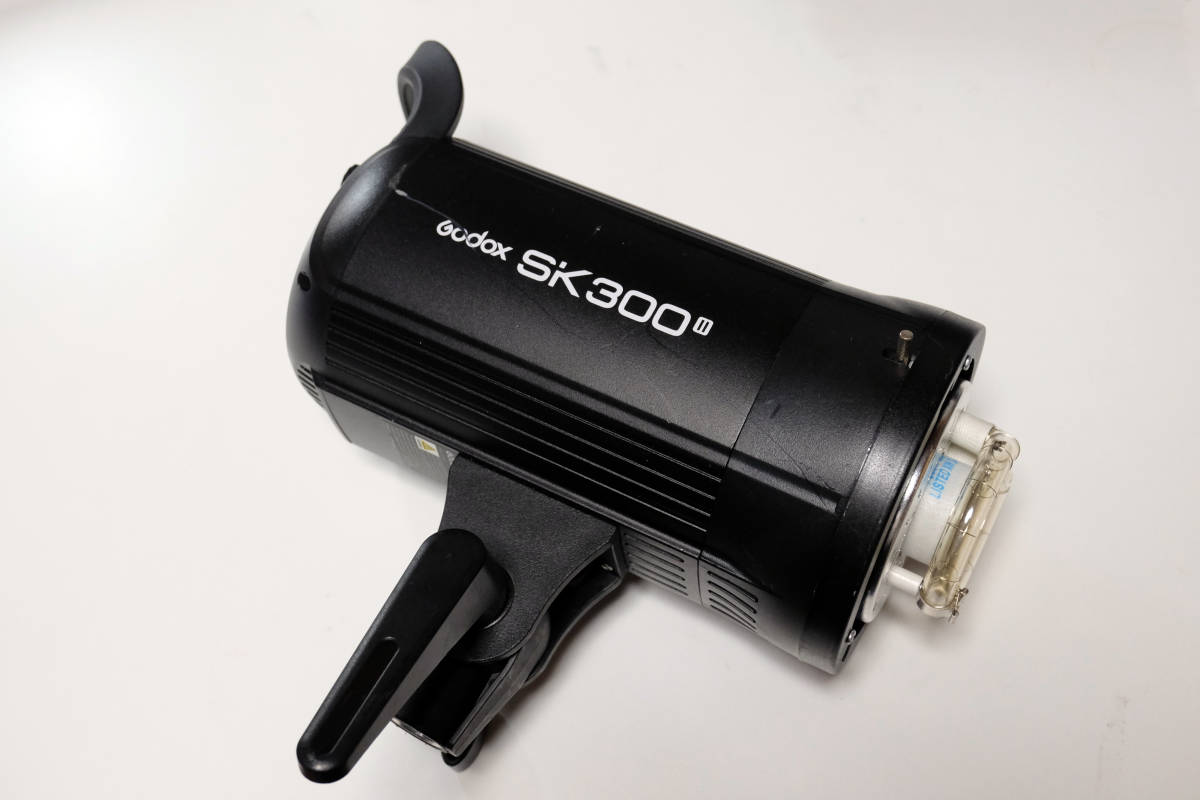 GODOX SK300Ⅱストロボフラッシュライト 凡庸