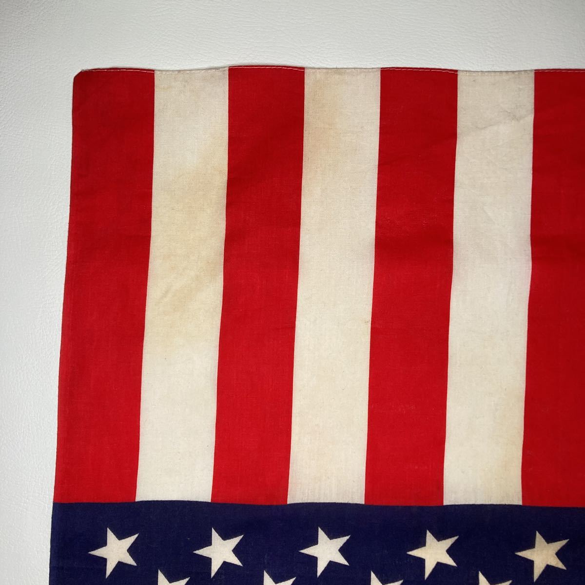 ビンテージ バンダナ アメリカ製 Usa製 70s 80s アメリカ国旗 星条旗 バンダナ 売買されたオークション情報 Yahooの商品情報をアーカイブ公開 オークファン Aucfan Com