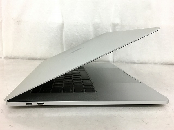 Apple MacBook Pro 15型 2017 ノート PC i7-7700HQ 2.80GHz 16GB SSD