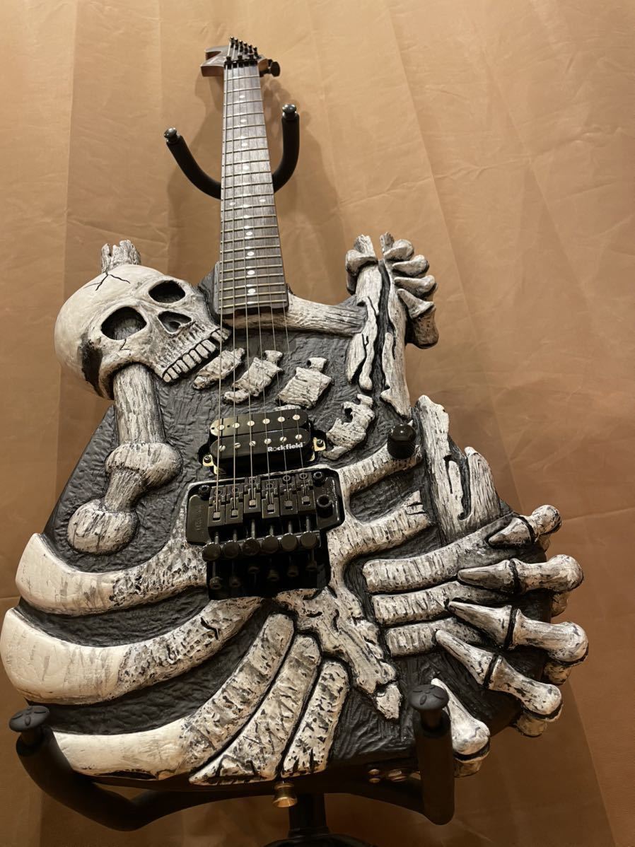 スカルボーン ギター ジョージリンチ Mr Scary Bones Guitar その他 売買されたオークション情報 Yahooの商品情報をアーカイブ公開 オークファン Aucfan Com