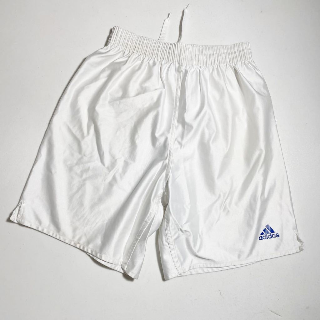 アディダス Adidas 白 ホワイト サッカー トレーニング用 光沢サカパン サッカーパンツ Mサイズ Mサイズ 売買されたオークション情報 Yahooの商品情報をアーカイブ公開 オークファン Aucfan Com