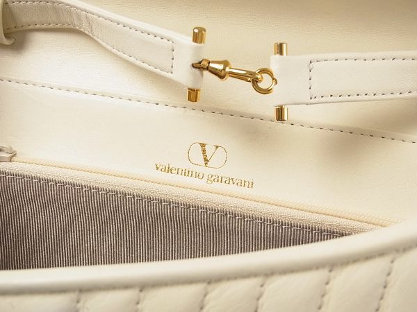 MD7142▽ヴァレンティノ ガラヴァーニ VALENTINO GARAVANI*Vステッチ 