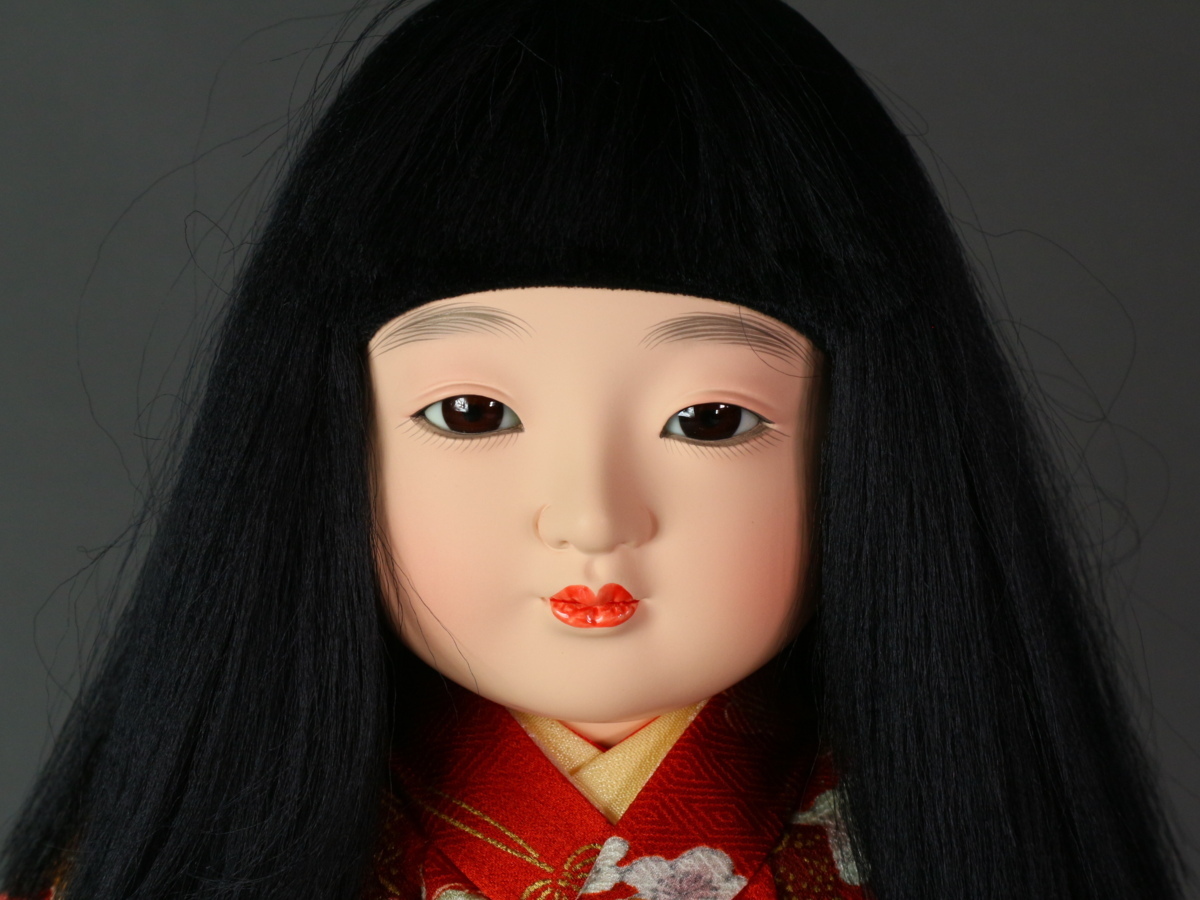 小出松寿 作 「市松人形」 金彩京友禅 本義眼使用 ガラスケース付 日本