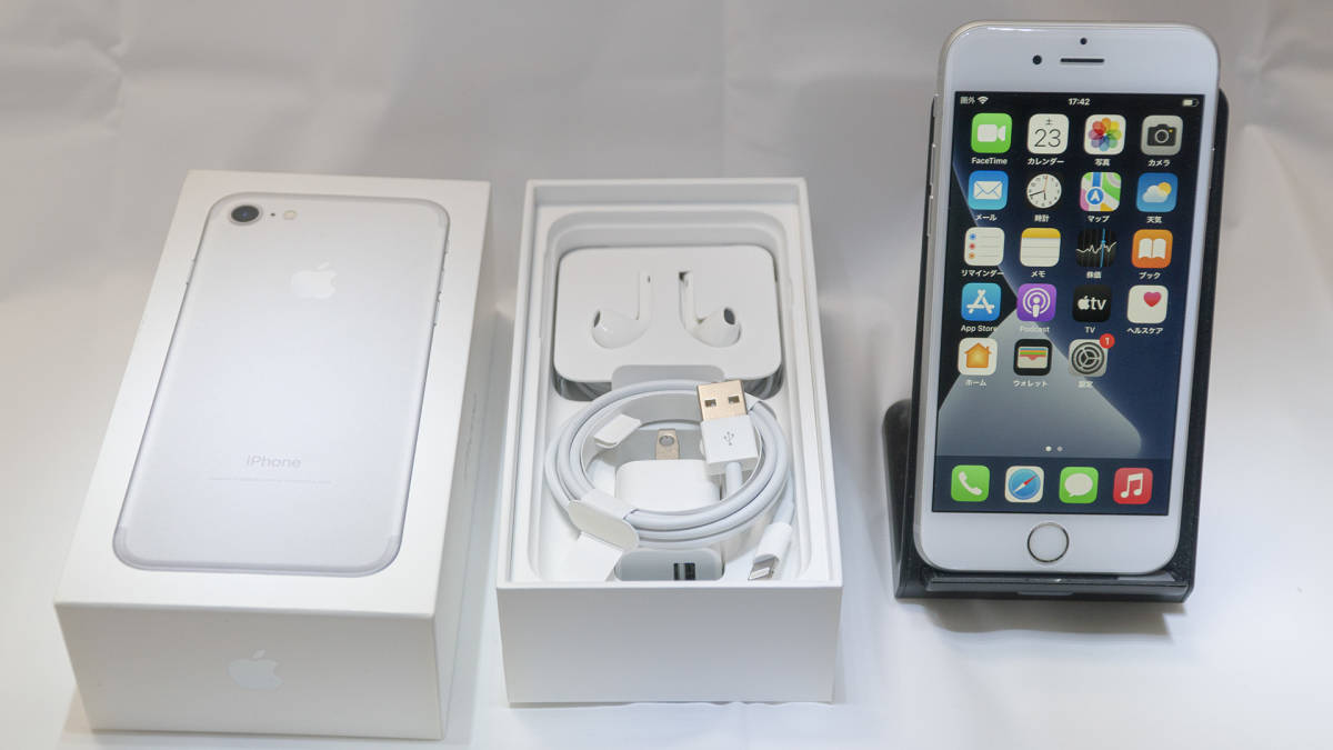 美品 docomo iPhone6S 32GB シルバー 中古 (箱・付属品付き) 32GB シルバー iPhone6s 純正バッテリー 容量 DoCoMo