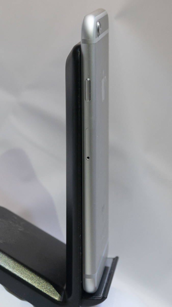 美品 docomo iPhone6S 32GB シルバー 中古 (箱・付属品付き) 32GB シルバー iPhone6s 純正バッテリー 容量 DoCoMo