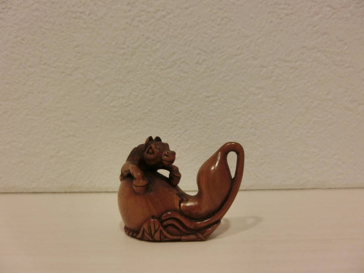 根付 馬 [DAZUMA] 木彫り ストラップ キーホルダー : 根付けの中古品 