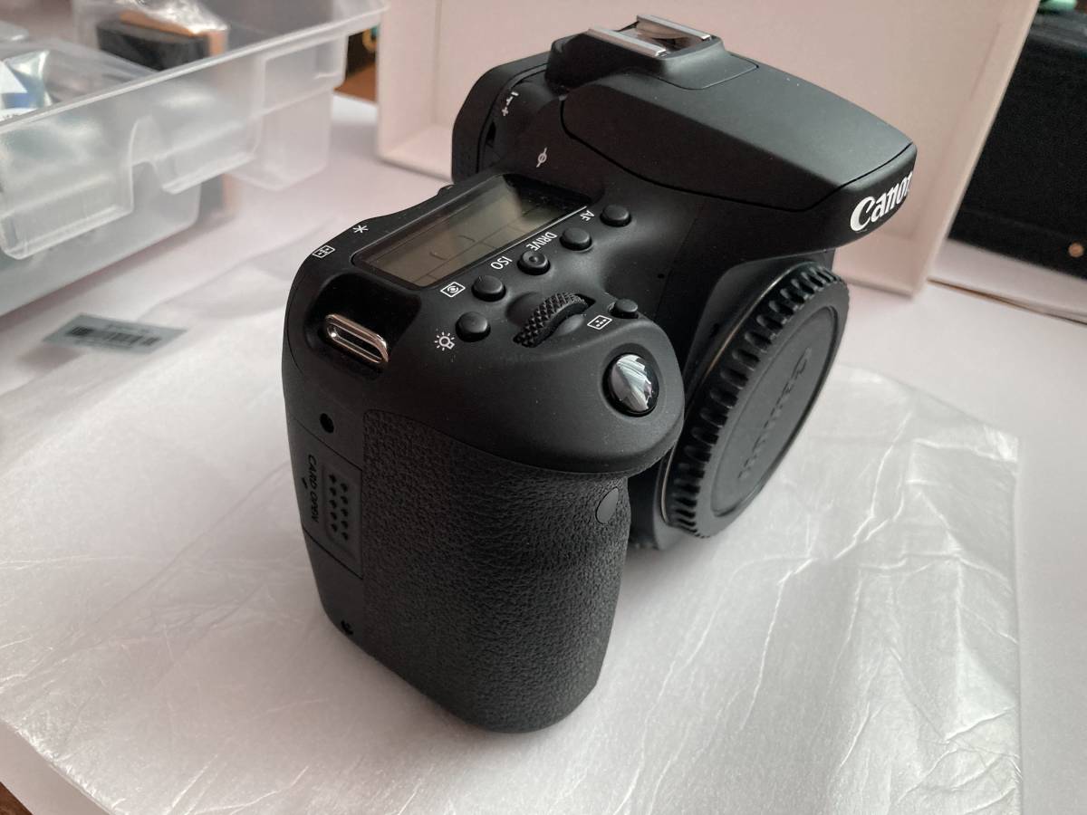 CANON EOS 90D body EOS Canon 90D Basic Bundle Amateur