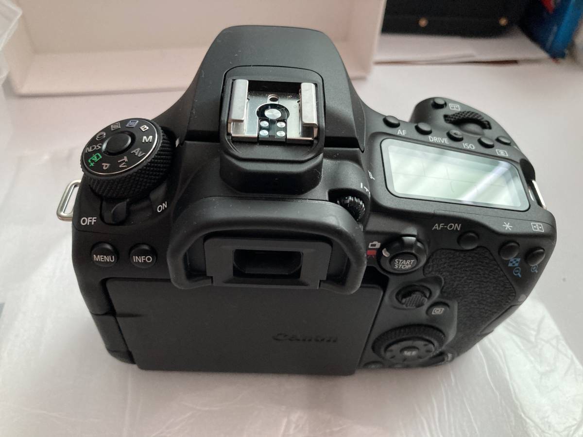 CANON EOS 90D body EOS Canon 90D Basic Bundle Amateur