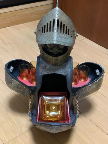 西洋甲冑 騎士 ニッカウィスキー ボトルケース 鎧 騎士 兜 西洋甲冑型