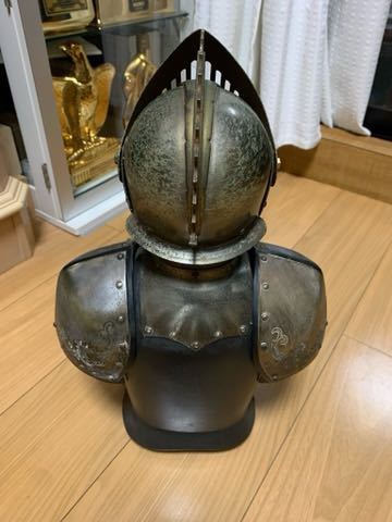 西洋甲冑 騎士 ニッカウィスキー ボトルケース 鎧 騎士 兜 西洋甲冑型