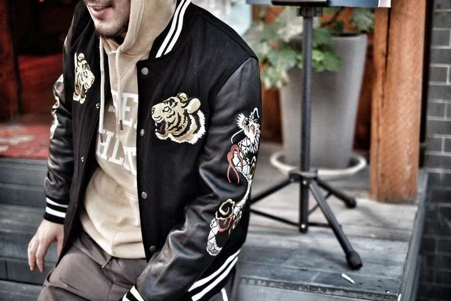 スカジャン avirex 限定モデル 未使用 日本未発売モデル