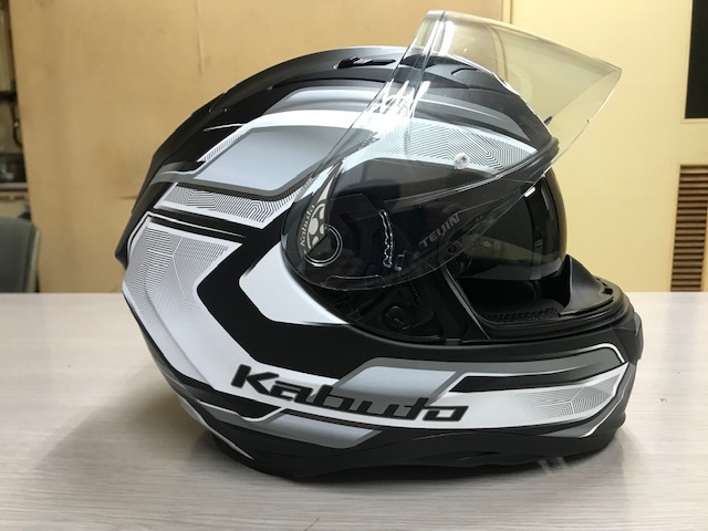 2026，大人気 品 オージーケーカブト OGK KABUTO バイクヘルメット フルフェイス KAMUI3 ACCEL アクセル フラットブラックホワイト サイズ:M(Mサイズ)｜売買されたオークション情報、yahooの商品情報をアーカイブ フルフェイス（オンロード用）