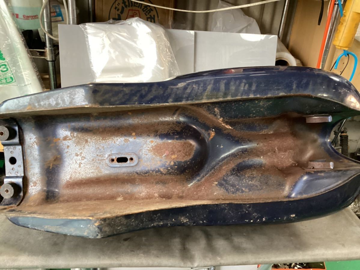 ヤマハ Srx 4 Srx400 1jl ジャンク ガソリンタンク 燃料タンク 不動車外し 訳あり 補修用 塗装などに ヤマハ用 売買されたオークション情報 Yahooの商品情報をアーカイブ公開 オークファン Aucfan Com