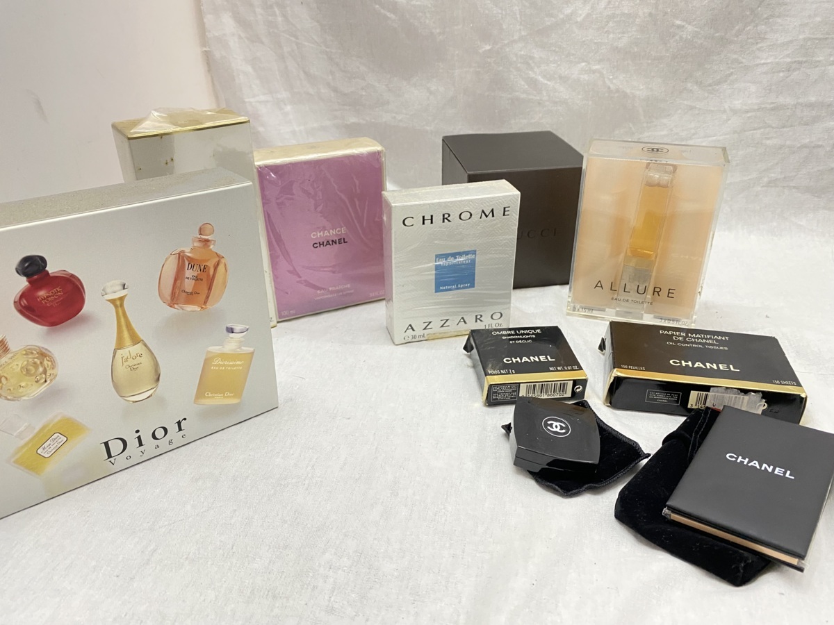 シャネル CHANEL オイル コントロール あぶらとり紙 ティッシュ 150枚 ﾒﾝｽﾞ オイルコントロールティッシュ A オイルコントロール紙 オイルフリーの通販 USED 中古 | ml