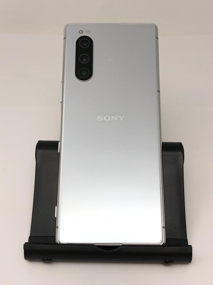 U173 【美品・制限○ 白ロム】 SIMロック解除済 Xperia 5 SO-01M docomo