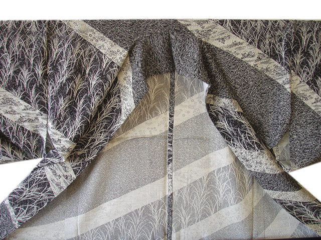透かし織り 縦絽 訪問着 -白地 訪問着の中古品・新品・未 ◇kimono+one 