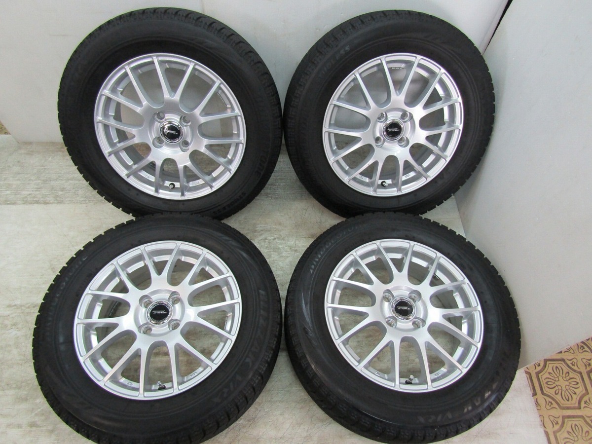 車 フォルクスワーゲン純正ホイール15インチ4本スタッドレスタイヤVRX 