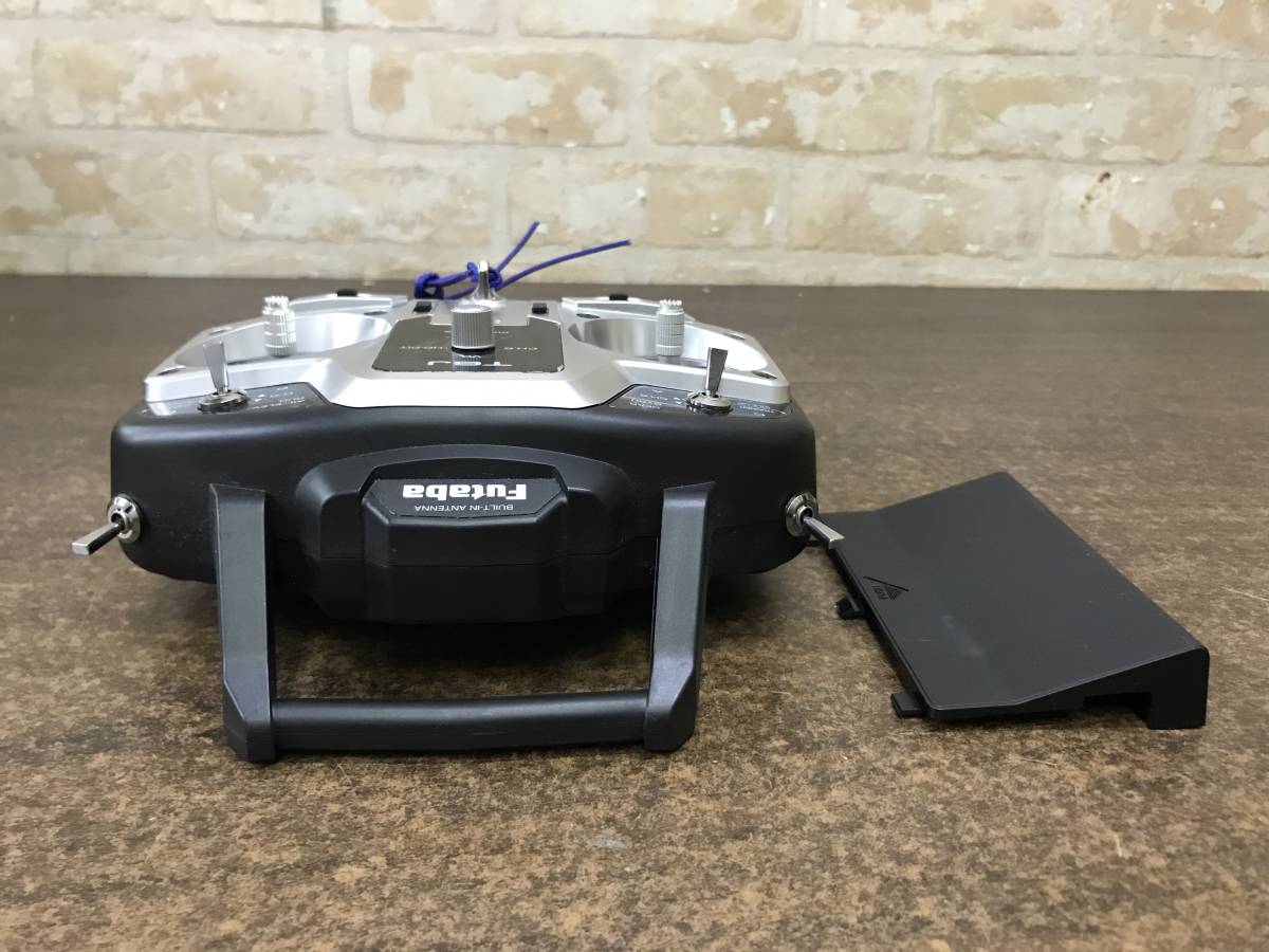 ジャンク品※Futaba フタバ プロポ 送信機 T6J 2.4GHz S-FHSS 通電のみ確認