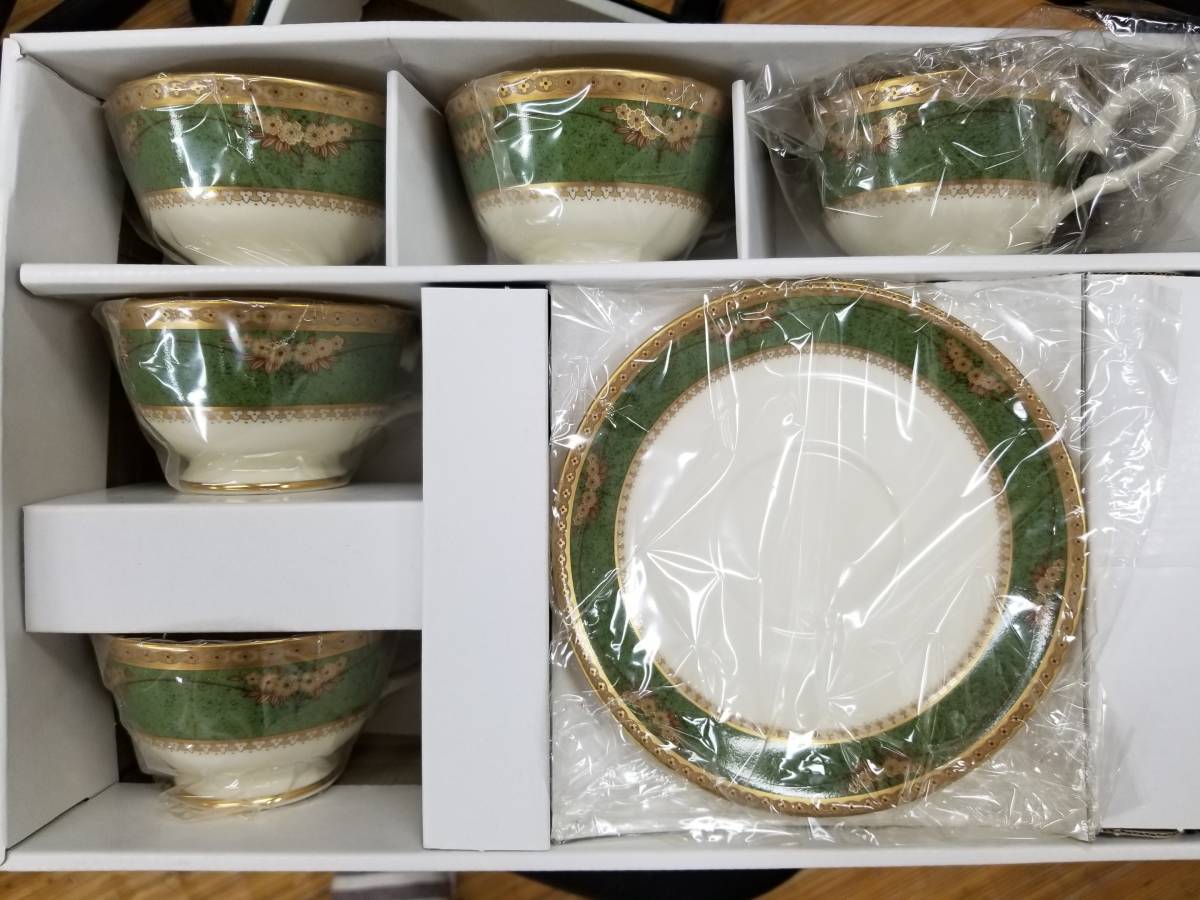 KEITO カップ＆ソーサー 5客セット BON スプーン付き Exceed WHITE 未使用 JAPANマルチカラー 新品未使用KEITO Monaco イエローボン 花柄カップ&amp;ソーサー 箱無し レトロ ティーカップ5客