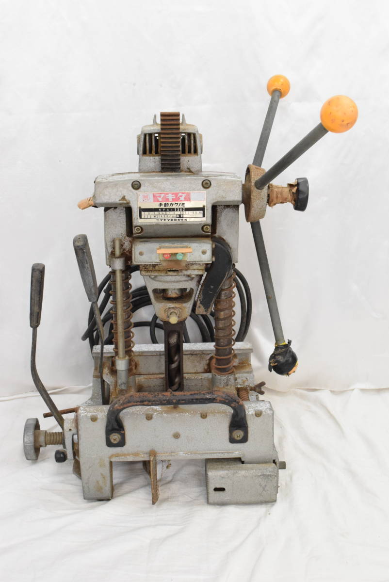 マキタ 手動カクノミ 7302 角ノミ 角のみ 木工 穴あけ 動作品 I マキタ 手動カクノミ 7302 角ノミ 角のみ 木工 穴あけ 動作品 I
