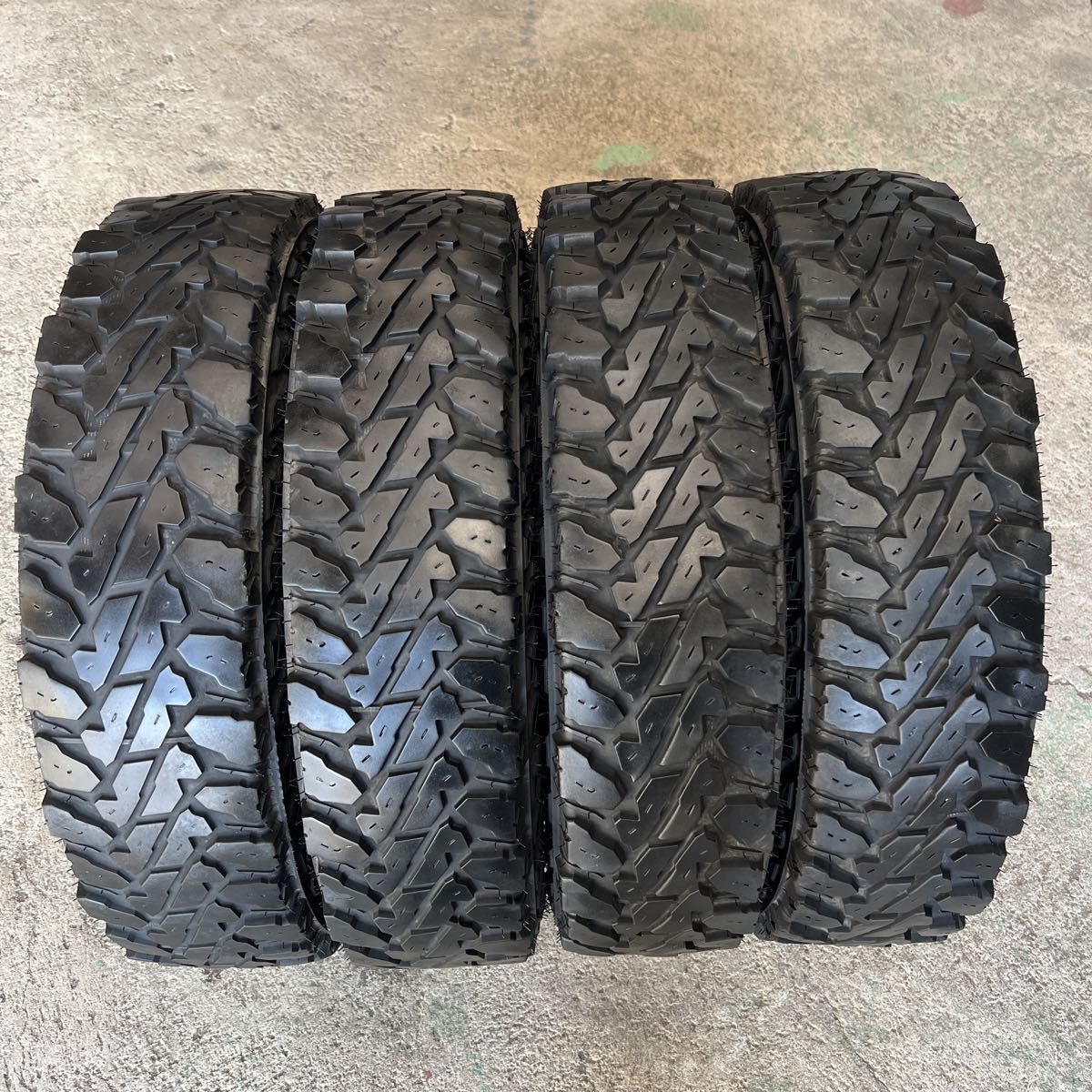 【全国無料】 ヨコハマジオランダー M/T G003 185/85R16 105/103L LT 8PR 4本セット(中古品)｜売買されたオークション情報、yahooの商品情報をアーカイブ公開 - オークファン 16インチ