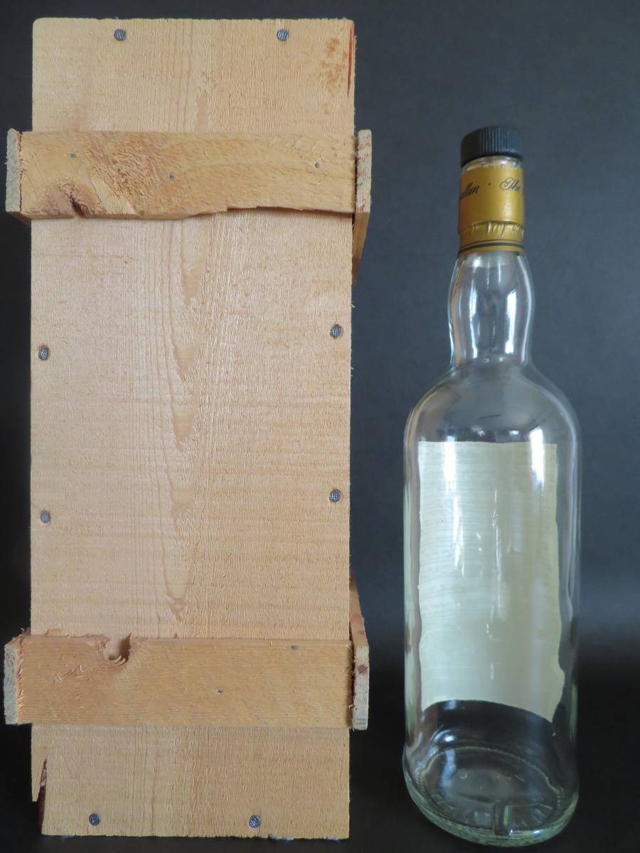 The MACALLAN マッカラン 25年 アニバーサリーモルト 1965-1991 空瓶と