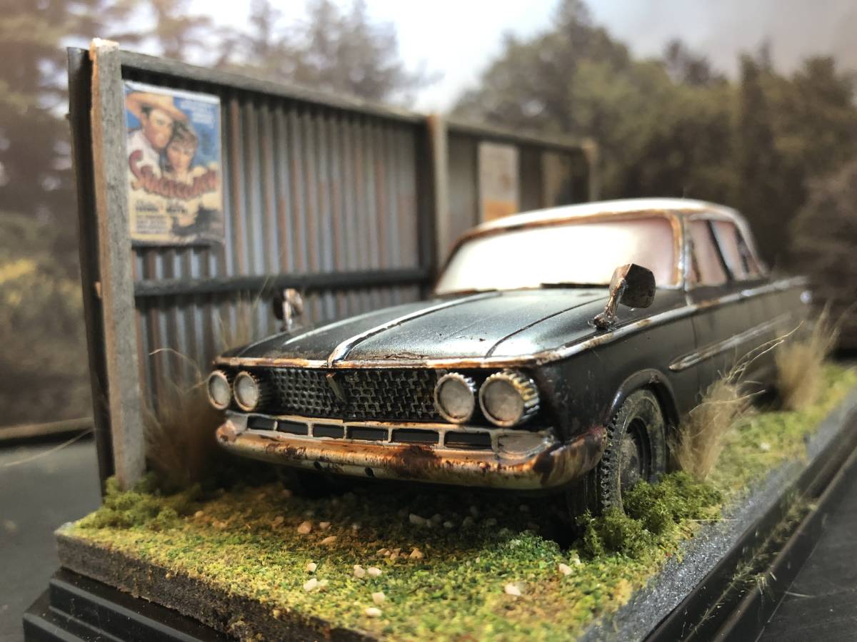 アリイ 1/32 日産 グロリア オープン ジオラマ完成品 草ヒロ 昭和レトロな風景 1/32 ニッサン グロリア 旧車 自作ジオラマ完成品
