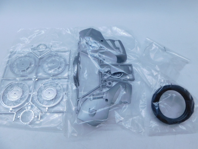 プロター 1⁄9 HONDA 6 CILINDER 350 c.c. プラモデル - オートバイ