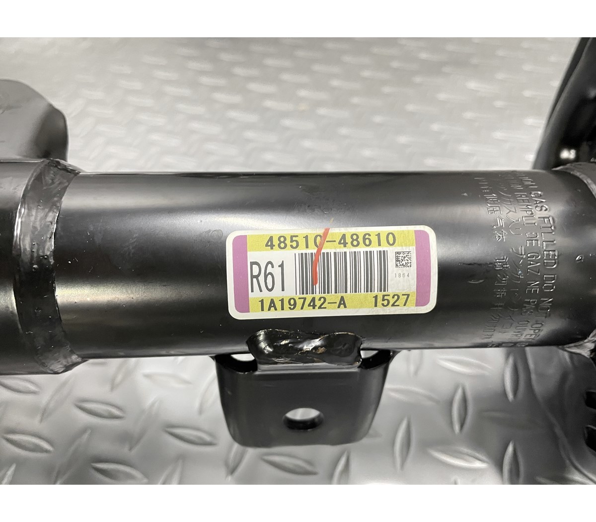 新車外し】ハリアー MXUA80 2WD 純正 サスペンションキット 前L 48520