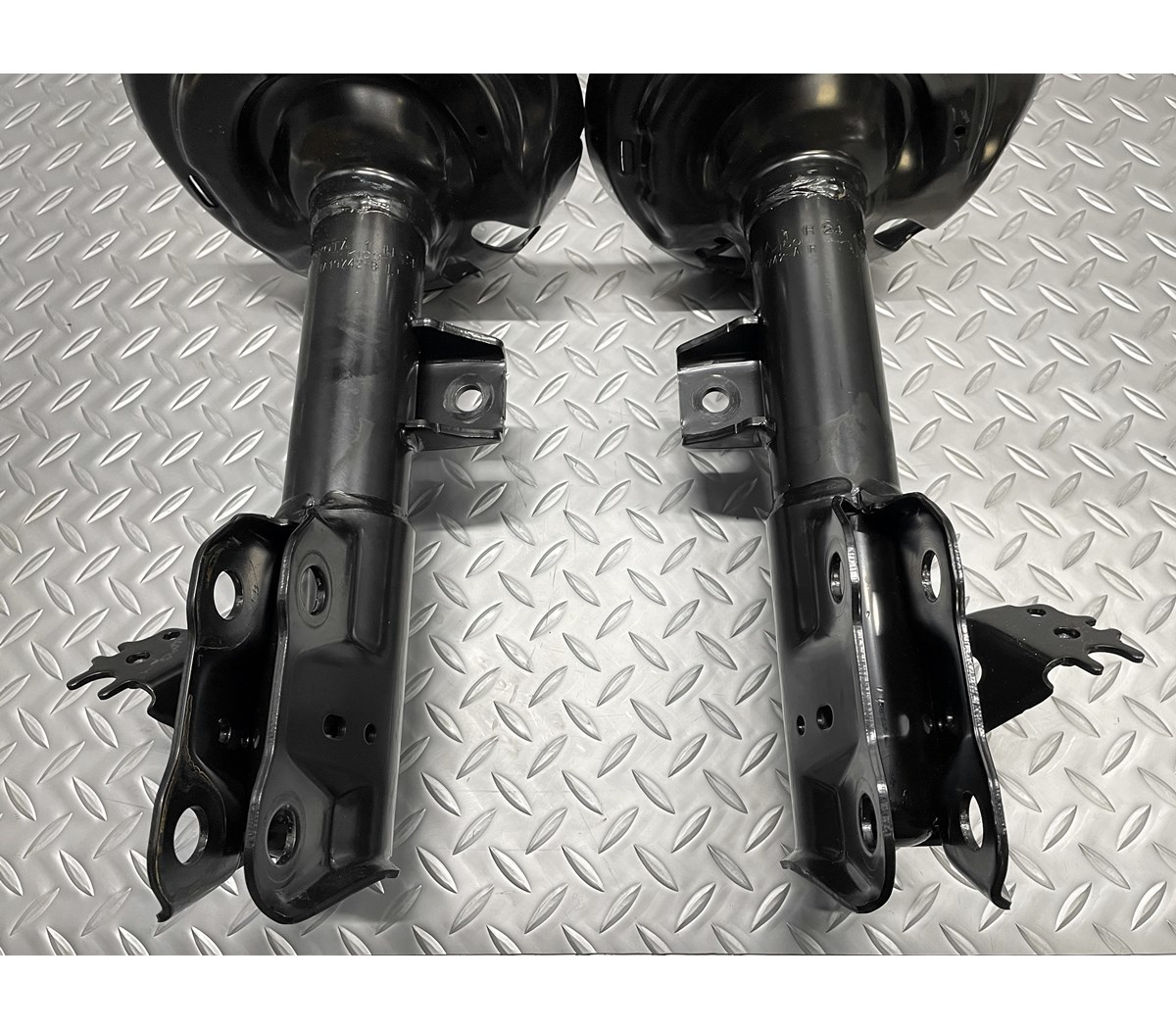 新車外し】ハリアー MXUA80 2WD 純正 サスペンションキット 前L 48520