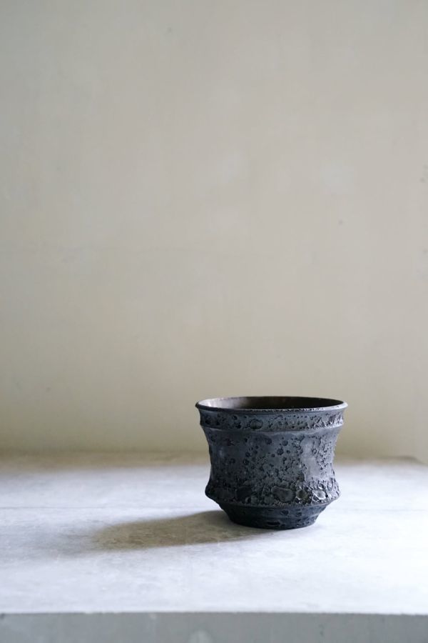カタチ製作所　バレル　ミュータント　Ｌ カタチ製作所 Mederu pot バレル Mサイズ Crater Black クレーター