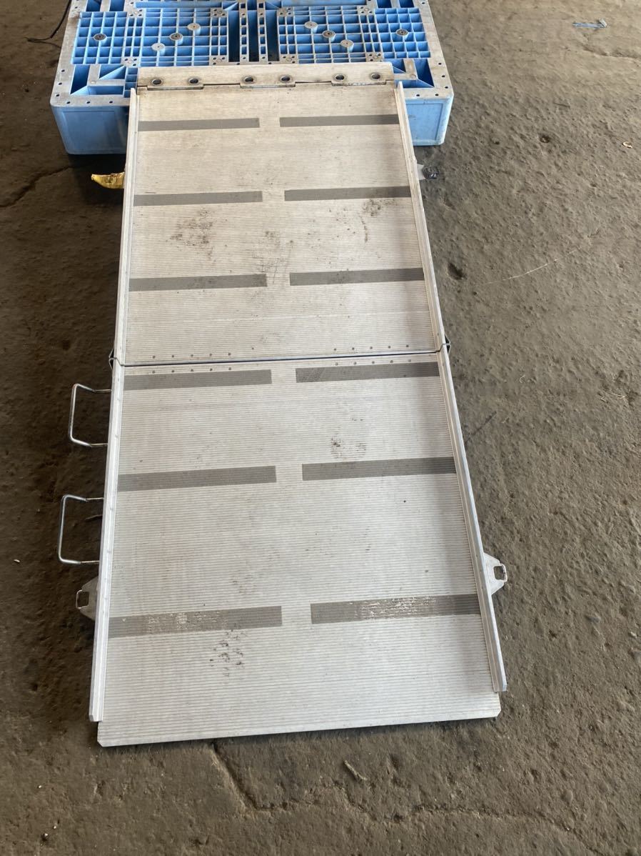 アルミスロープ 車椅子 車椅子移動車からの取り外し 段差解消スロープ 売買されたオークション情報 Yahooの商品情報をアーカイブ公開 オークファン Aucfan Com