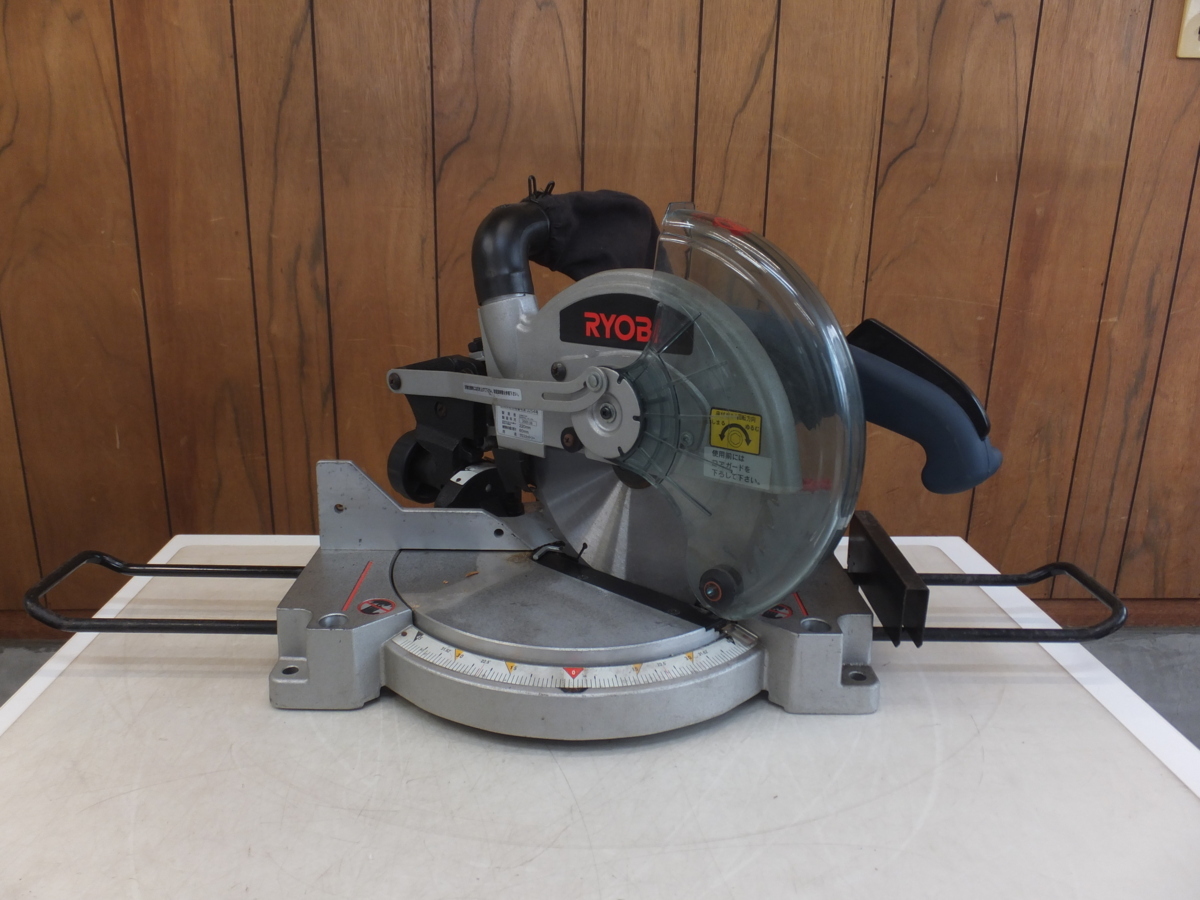 ☆リョービ RYOBI 卓上切断機 TS-225 100V 11A 1050W 50/60Hz 使用丸ノコ