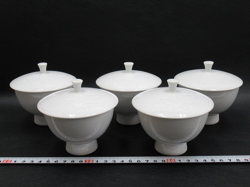 人気，100%新品 D2634 奥川忠右衛門 有田焼 白磁 葉彫文 湯呑茶碗 5客 蓋付湯呑(陶磁一般)｜売買されたオークション情報、yahooの商品情報をアーカイブ公開 - オークファン 陶磁一般
