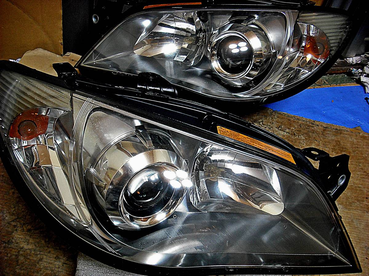 美品 GG GD GDB インプレッサ 後期 鷹目 WRX STI HID キセノン ヘッド