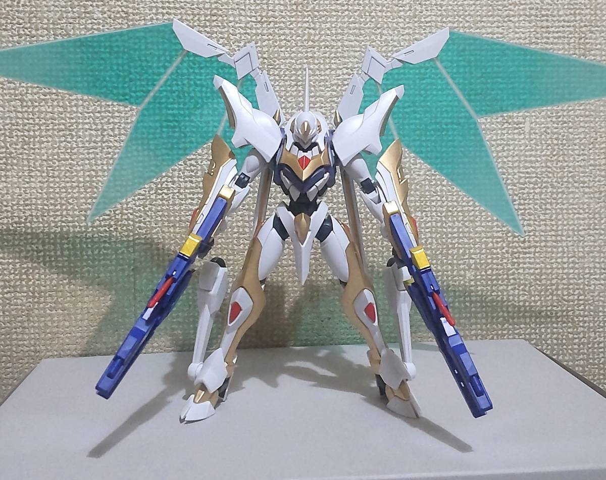 新作登場，SALE HG 1/35 ランスロットアルビオン 完成品(コードギアス)｜売買されたオークション情報、yahooの商品情報をアーカイブ公開 - オークファン コードギアス