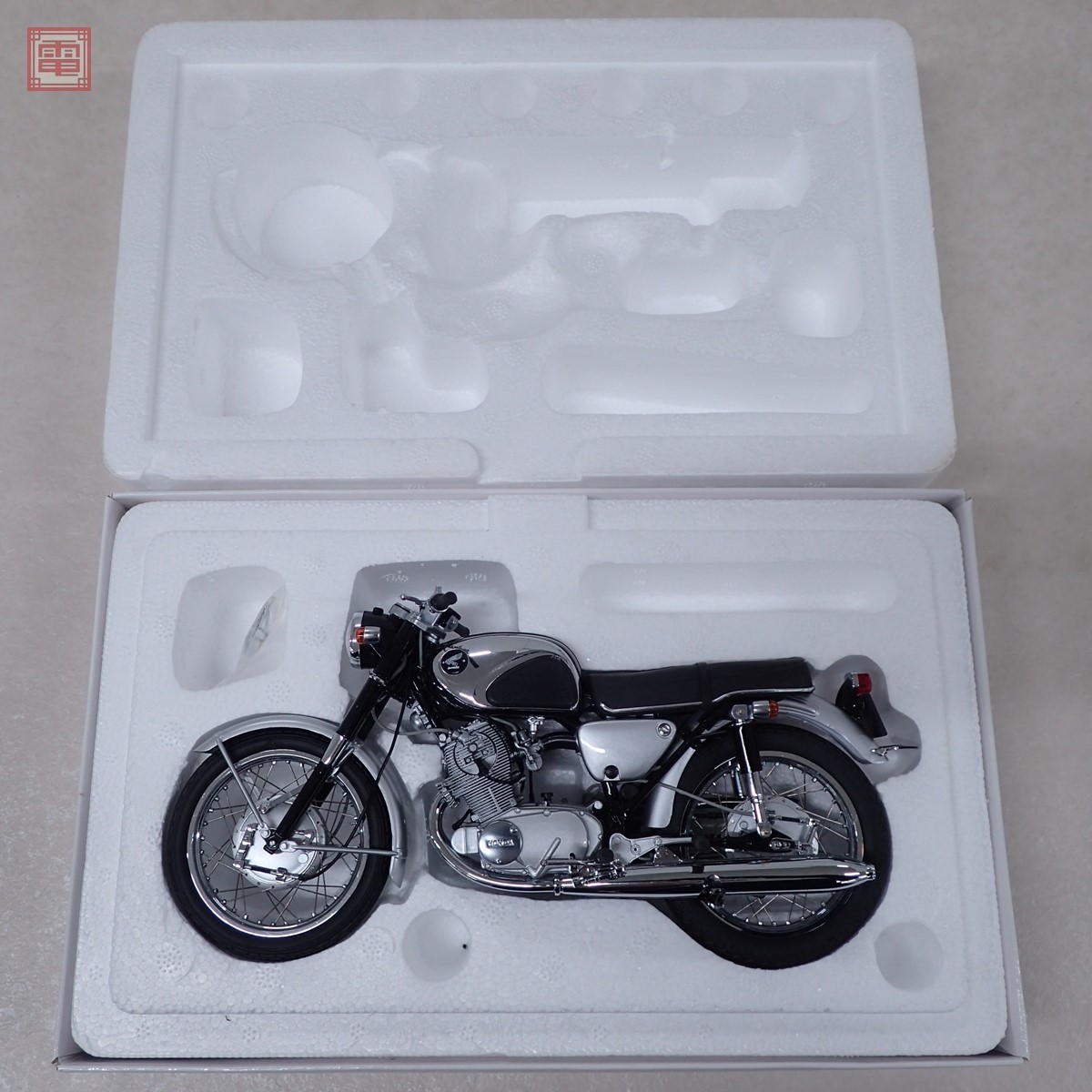 エブロ 1/10 ホンダ CB72 1960 ブラック No.10013 EBBRO Honda【20