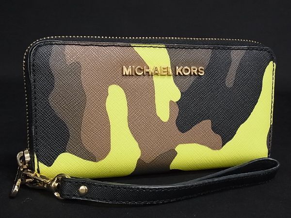 1円 ■極美品■ MICHAEL KORS マイケルコース PVC カモフラージュ ラウンドファスナー 長財布 ウォレット 小銭入れ マルチカラー a5621Vh MICHAEL KORS マイケルコース ホワイト by KORS(マイケルコース)
