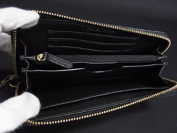 1円 ■極美品■ MICHAEL KORS マイケルコース PVC カモフラージュ ラウンドファスナー 長財布 ウォレット 小銭入れ マルチカラー a5621Vh MICHAEL KORS マイケルコース ホワイト by KORS(マイケルコース)