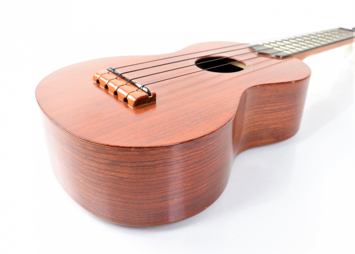 Famous Fs 3 フェイマス ソプラノウクレレ ソフトケース付き 楽器 弦楽器 曲 オシャレ インテリア 飾り プレゼント 誕生日 003fshr07 本体 売買されたオークション情報 Yahooの商品情報をアーカイブ公開 オークファン Aucfan Com