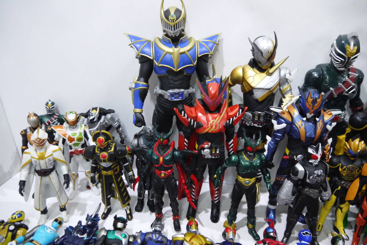 スーパー戦隊　ビッグサイズソフビフィギュア　26体 1869T/仮面ライダー スーパー戦隊 ビッグサイズソフビフィギュア