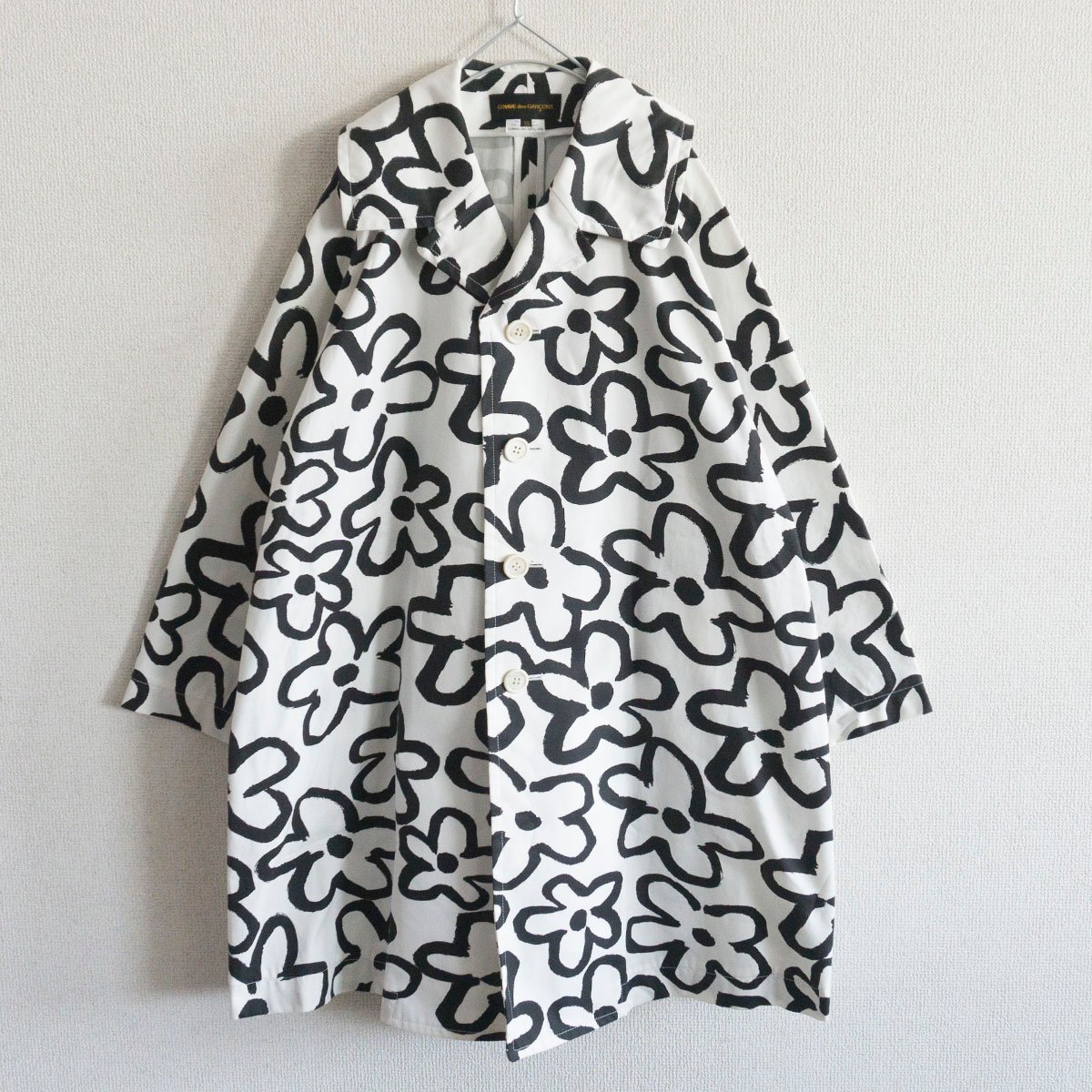 新作，得価 COMME des GARCONS 花柄 コート XS ワイドシルエット コムデギャルソン 2205183(コート)｜売買されたオークション情報、yahooの商品情報をアーカイブ公開 - オークファン 女性用