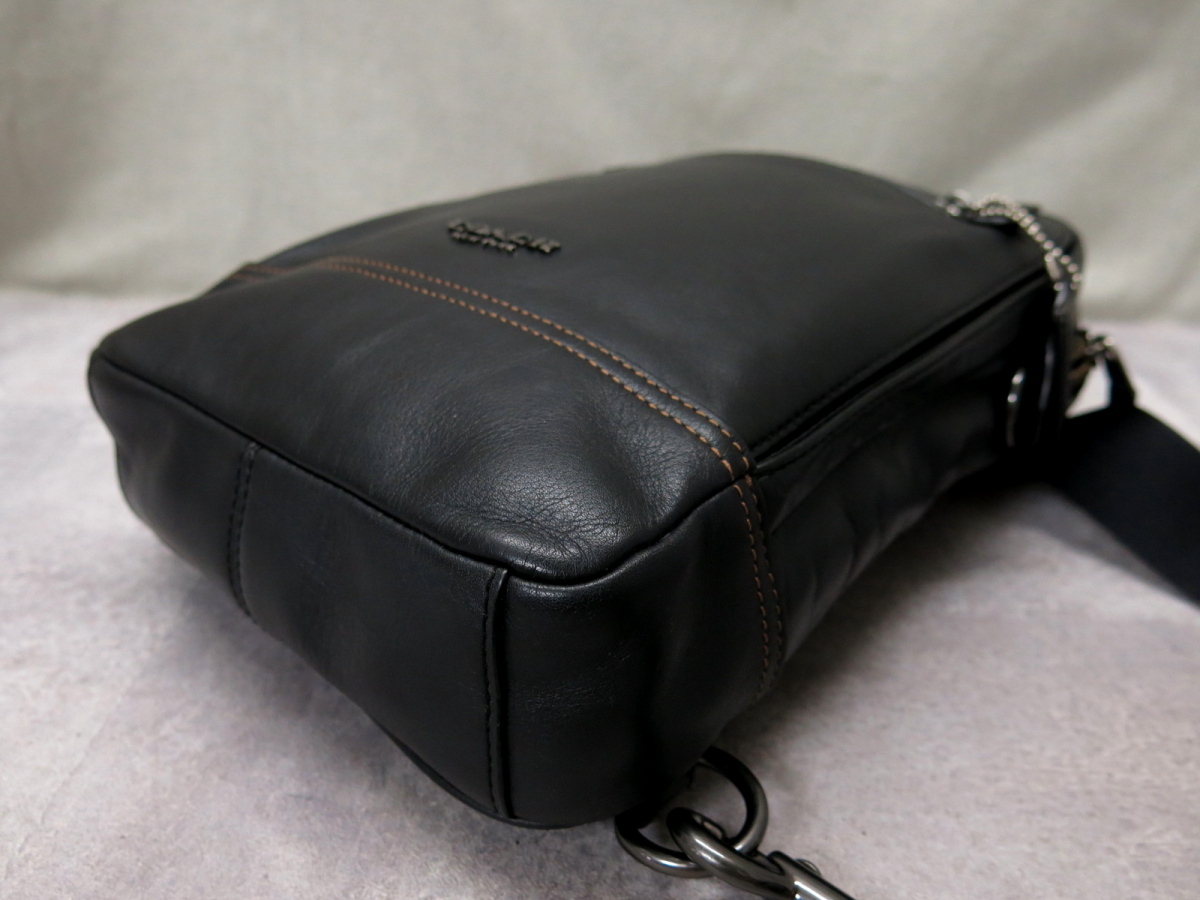 ○超美品○COACH コーチ○F37598 グラハム スリングパック○スムース