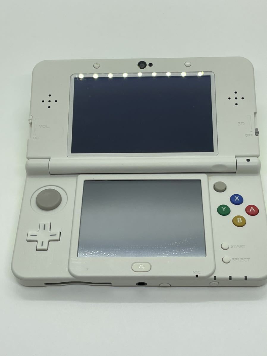 New ニンテンドー 3DS ホワイト しょっぱくっ 美品