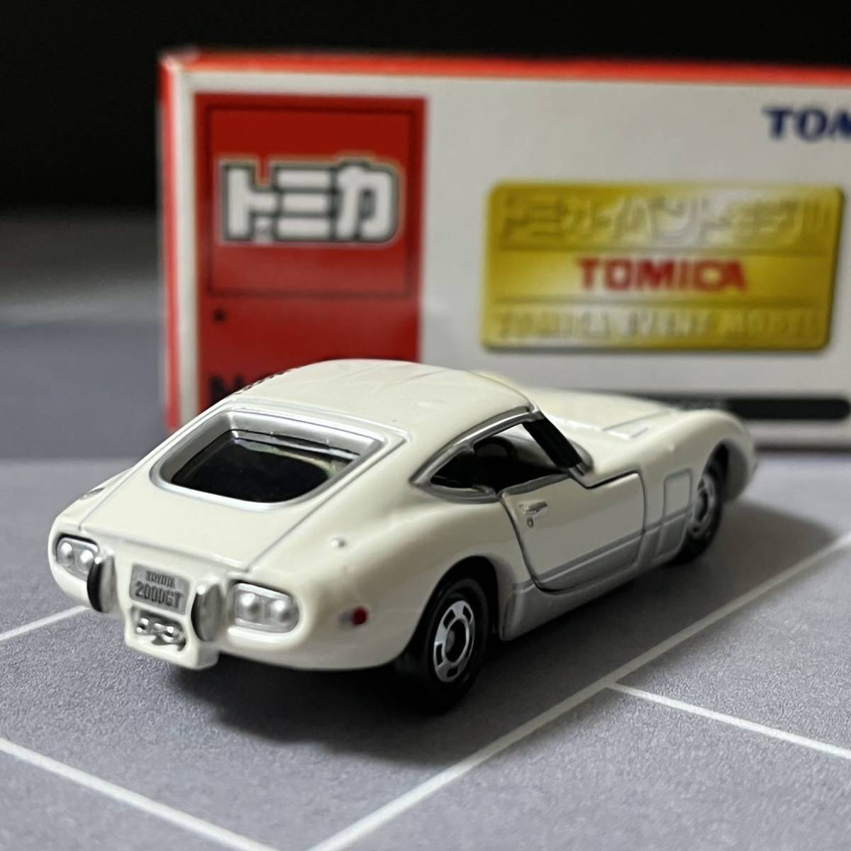 トミカ イベントモデル トヨタ2000GT 絶版 希少 レアカラー(乗用車 