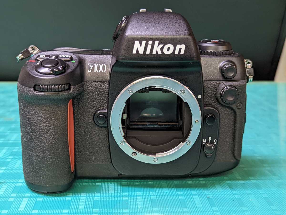 F100 Nikon ニコン ボディ フィルムカメラ NIKON 一眼レフ □ ボディ