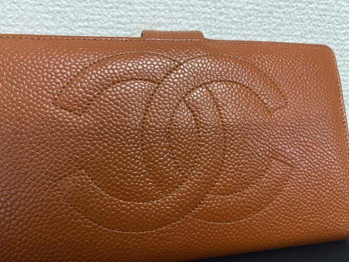 比較的美品 CHANEL シャネル 二つ折り財布 キャビアスキン ココマーク 